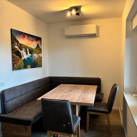 Berghuette Astenpanorama Semesterbostad *